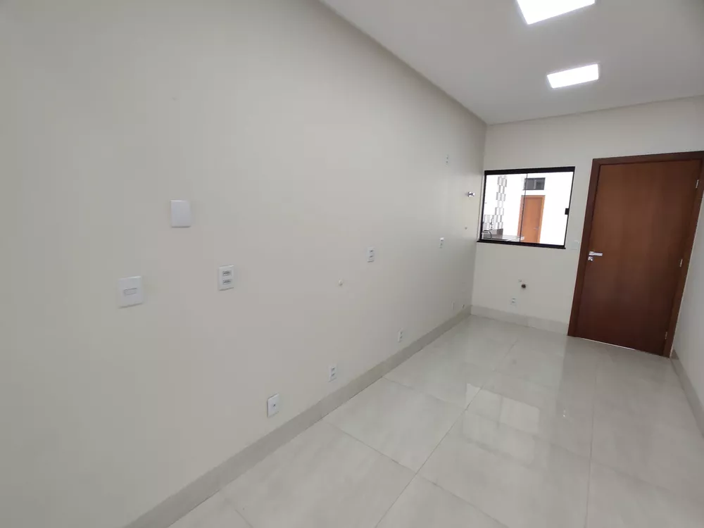Casa, 3 quartos, 172 m² - Foto 1