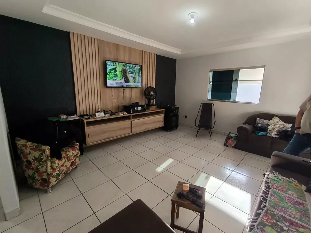 Casa, 3 quartos, 170 m² - Foto 2