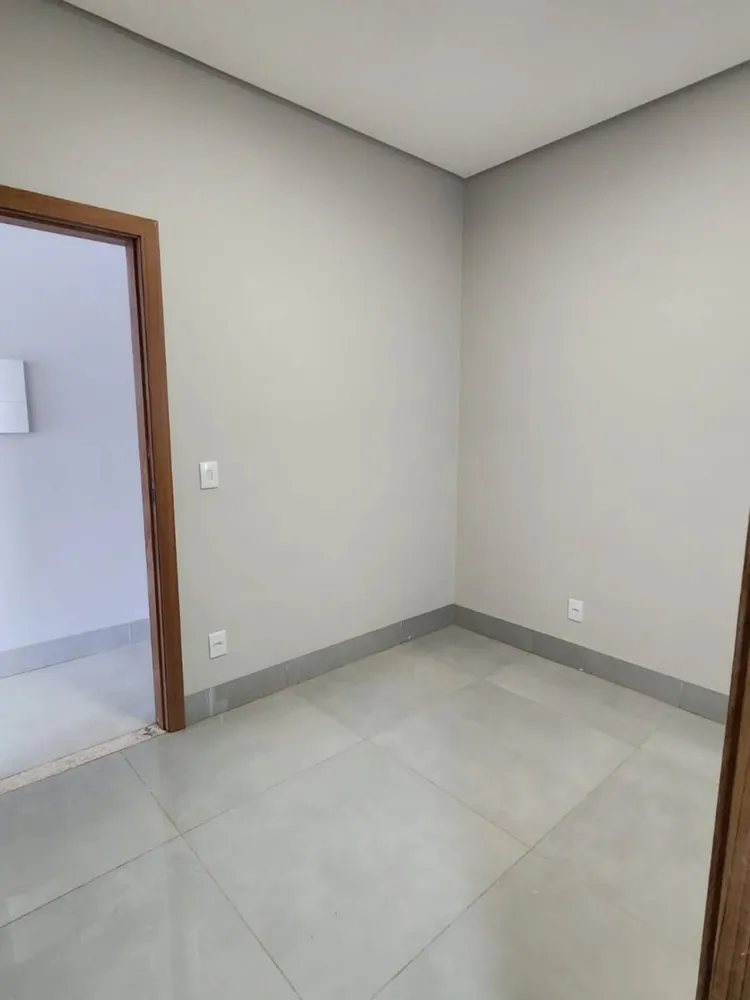 Casa, 4 quartos, 230 m² - Foto 9