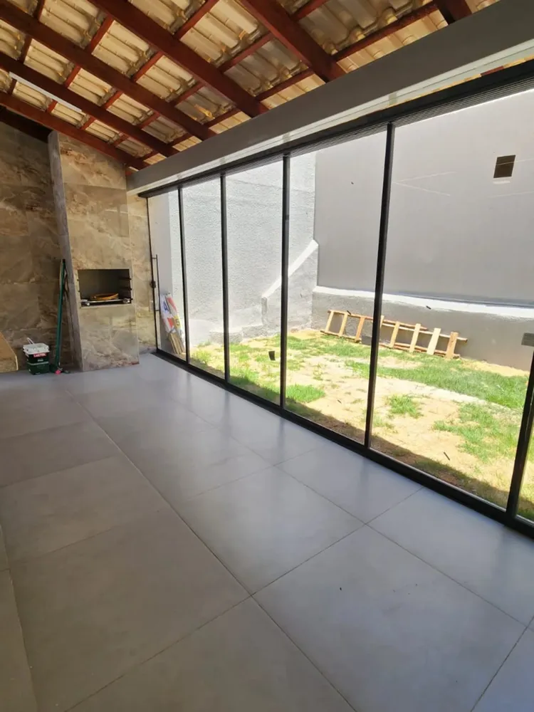 Casa, 4 quartos, 230 m² - Foto 2