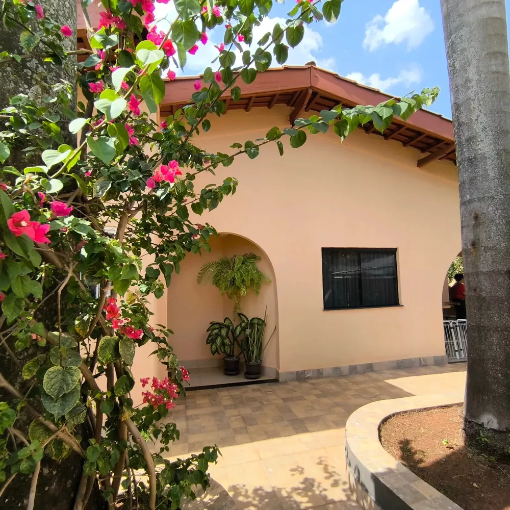 Casa, 5 quartos, 220 m² - Foto 4