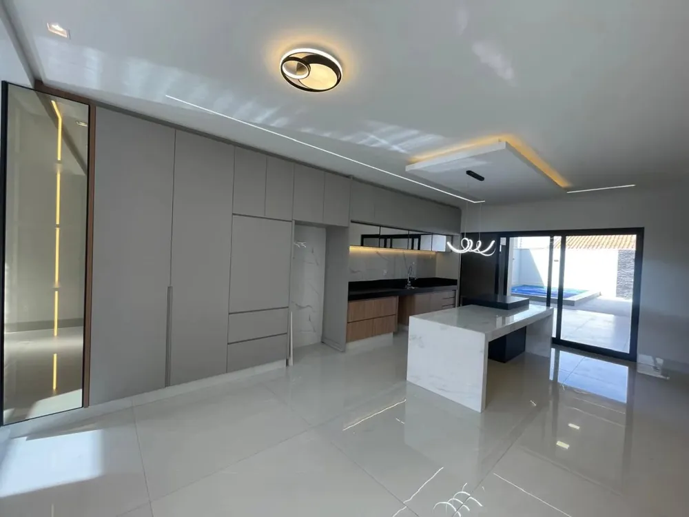 Casa, 3 quartos, 192 m² - Foto 4