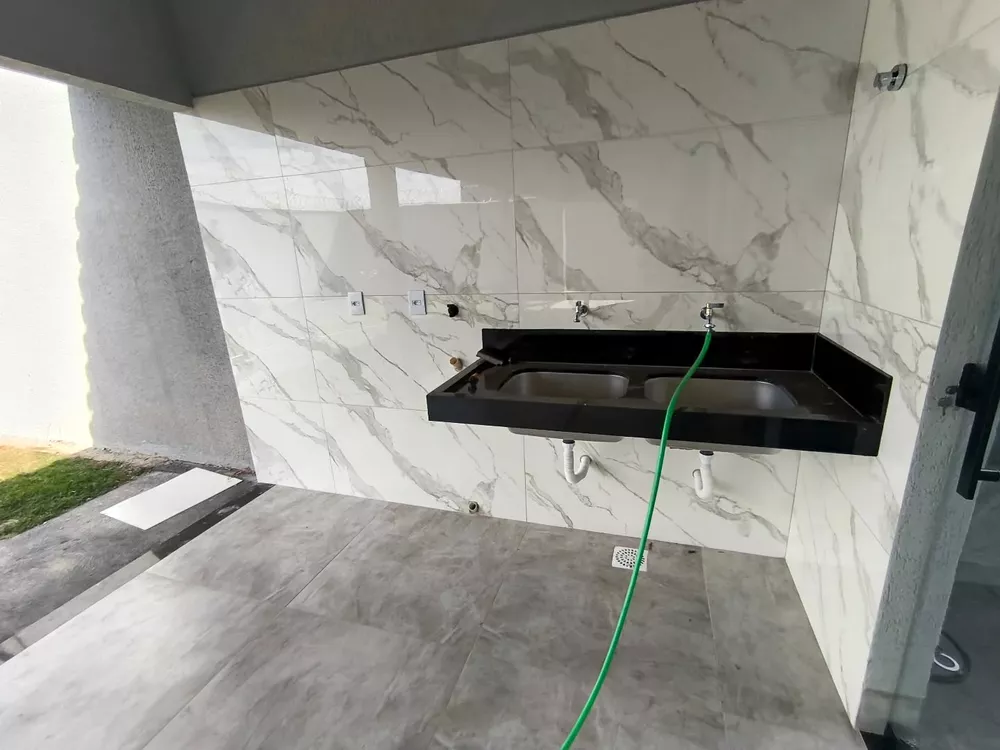 Casa, 3 quartos, 178 m² - Foto 1
