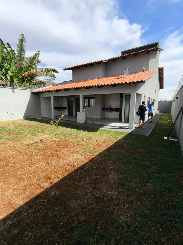 Casa, 3 quartos, 178 m² - Foto 2
