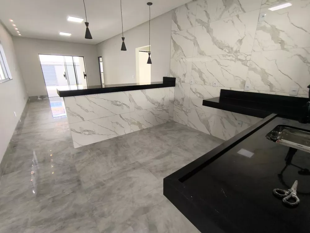 Casa, 3 quartos, 178 m² - Foto 2