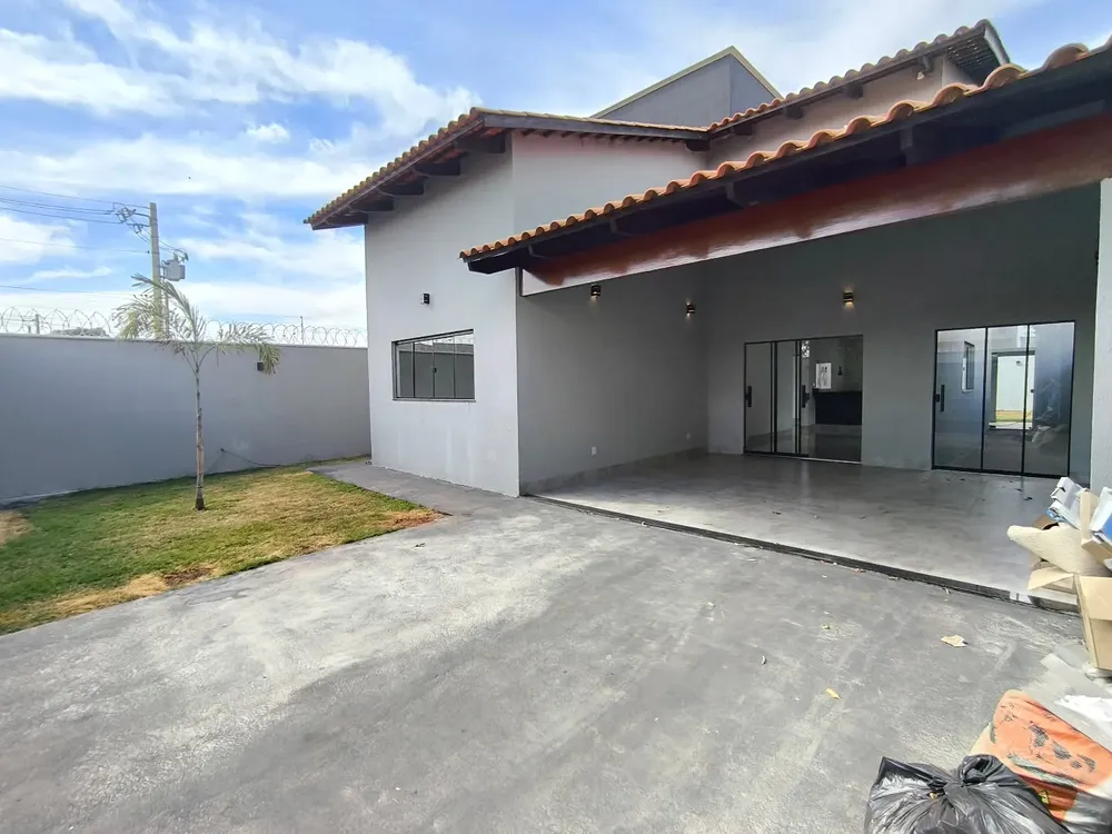 Casa, 3 quartos, 178 m² - Foto 1