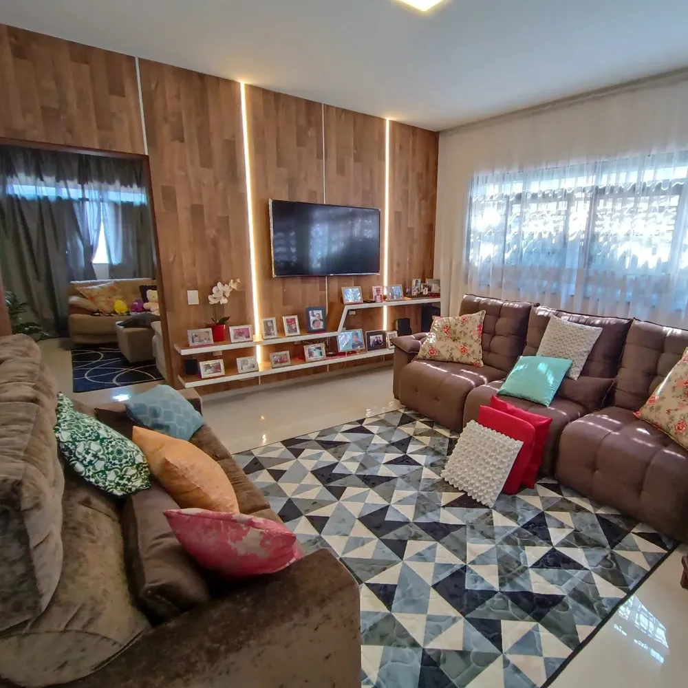 Casa, 3 quartos, 210 m² - Foto 9