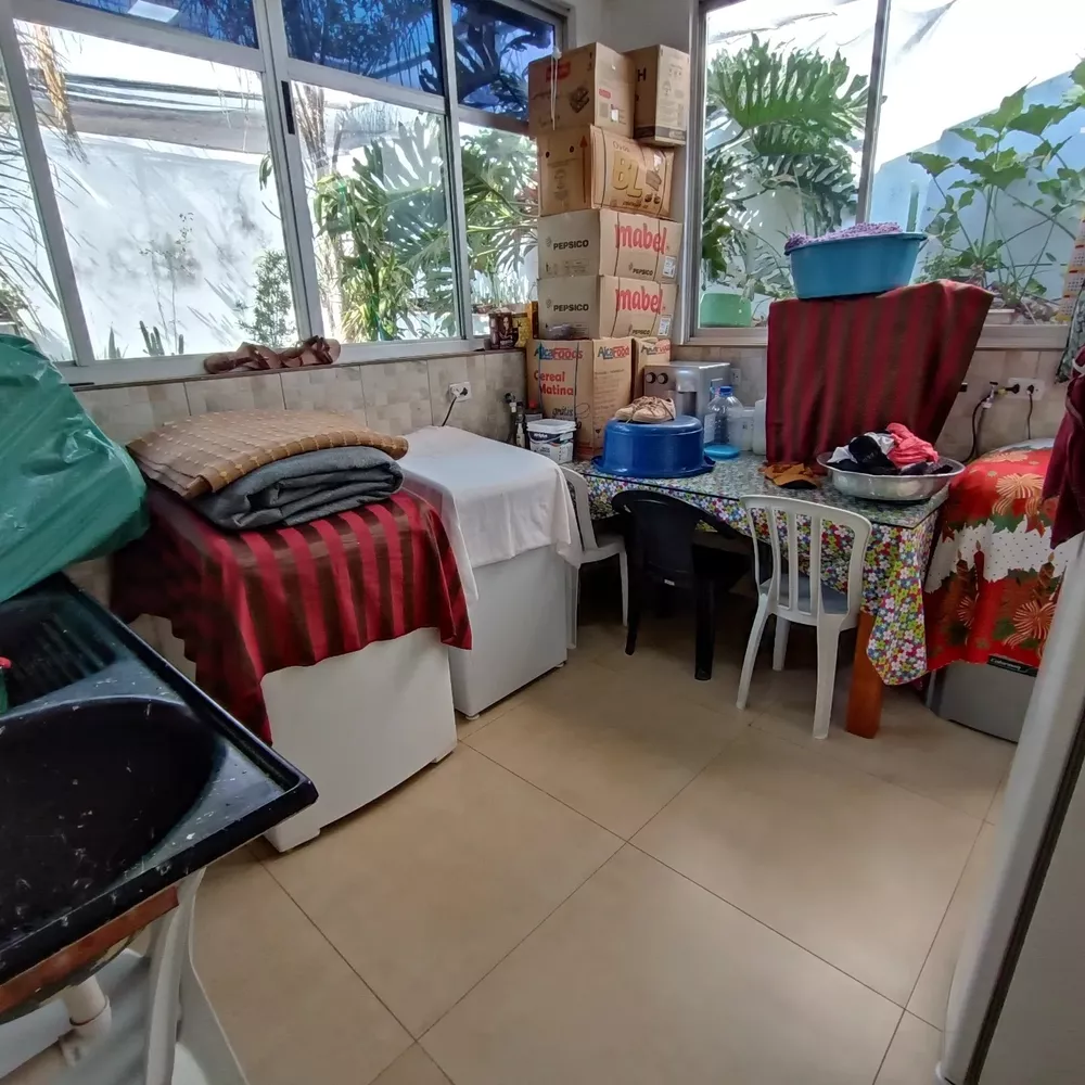 Casa, 3 quartos, 210 m² - Foto 2