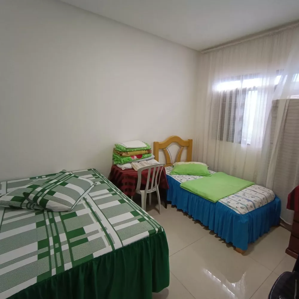 Casa, 3 quartos, 210 m² - Foto 1