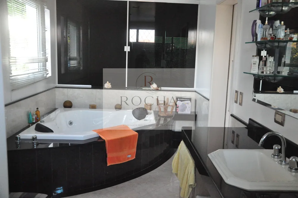 Casa, 4 quartos, 300 m² - Foto 11