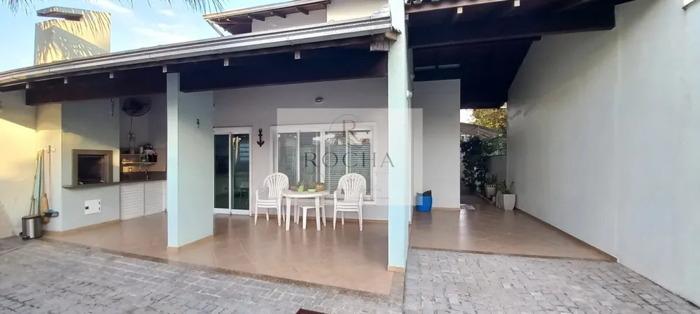 Casa, 4 quartos, 300 m² - Foto 1