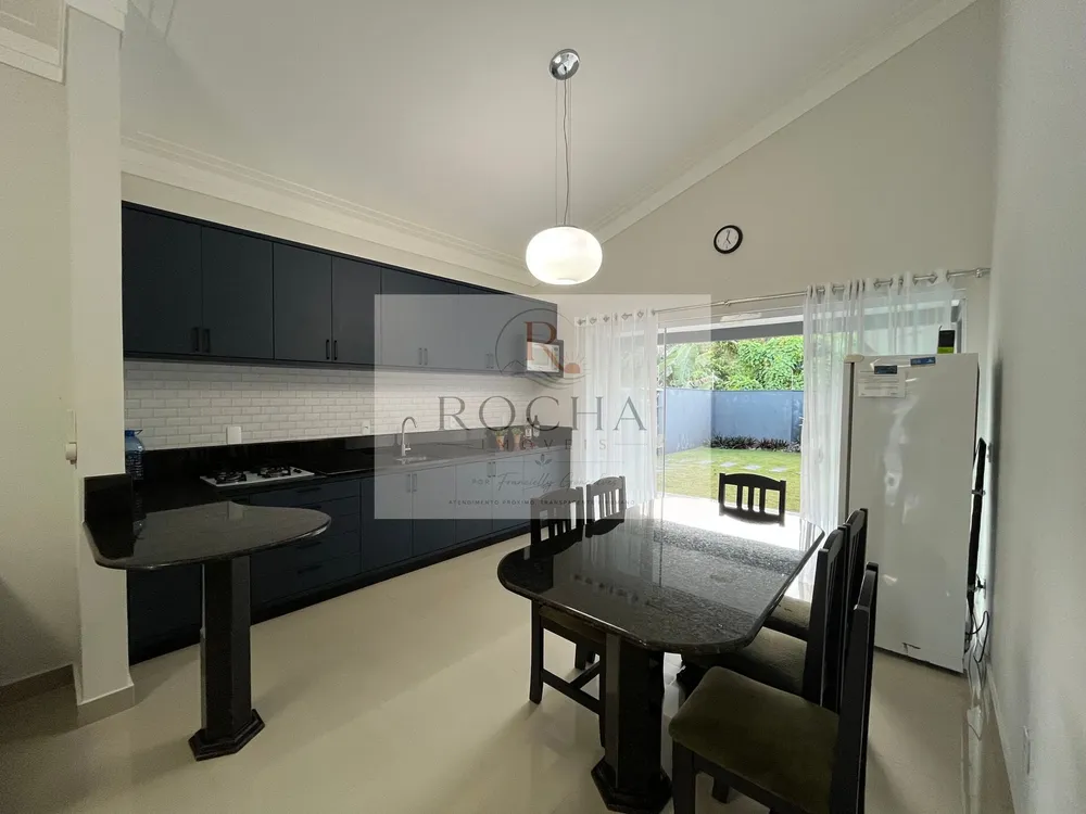 Casa, 3 quartos, 210 m² - Foto 2