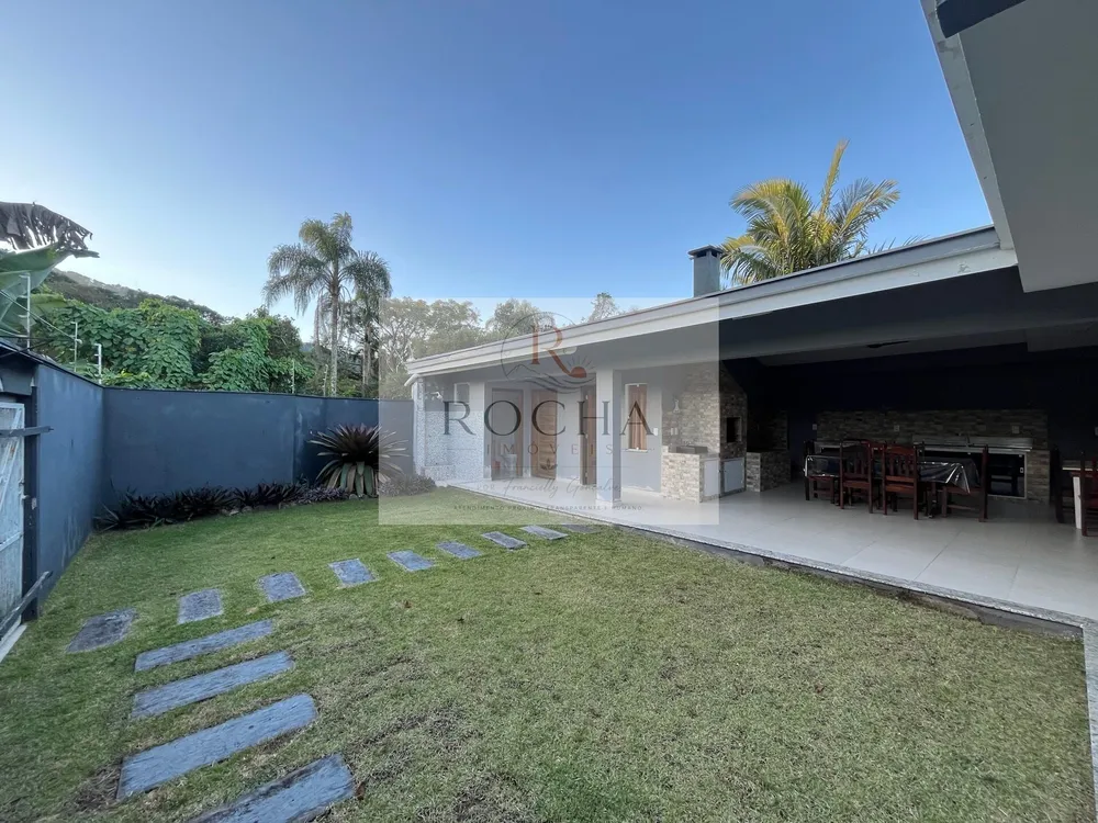 Casa, 3 quartos, 210 m² - Foto 12