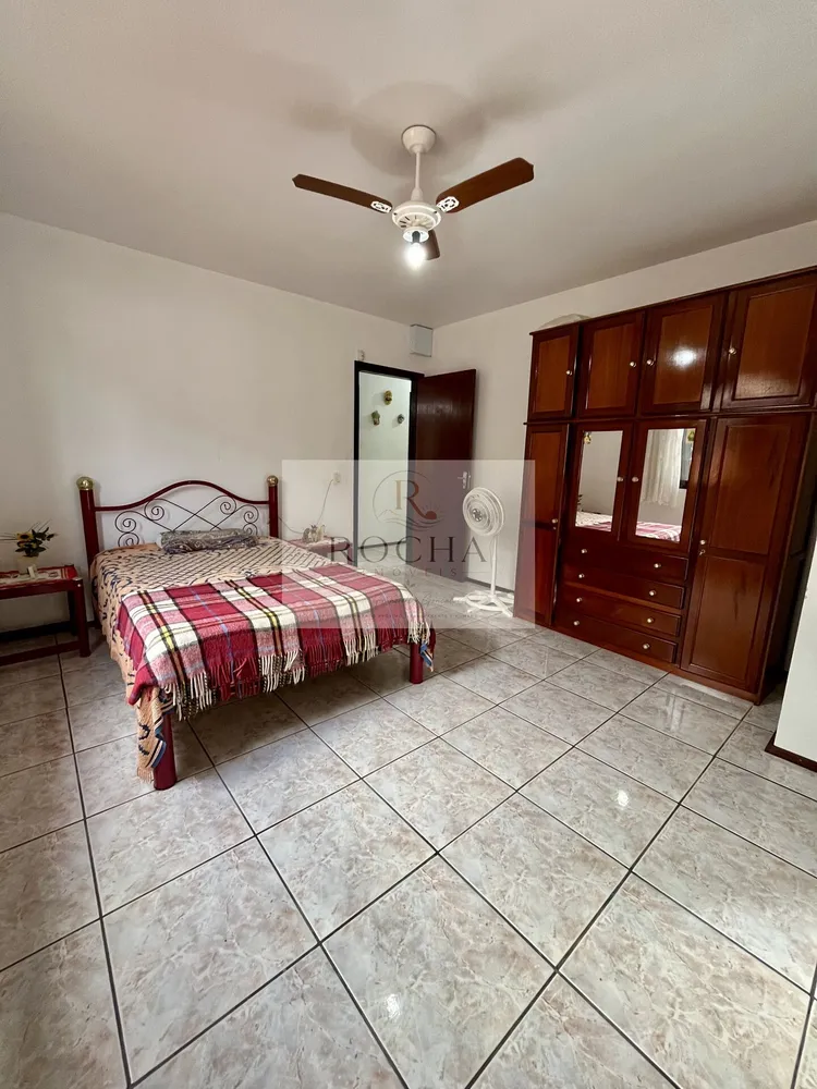 Casa, 3 quartos, 209 m² - Foto 9