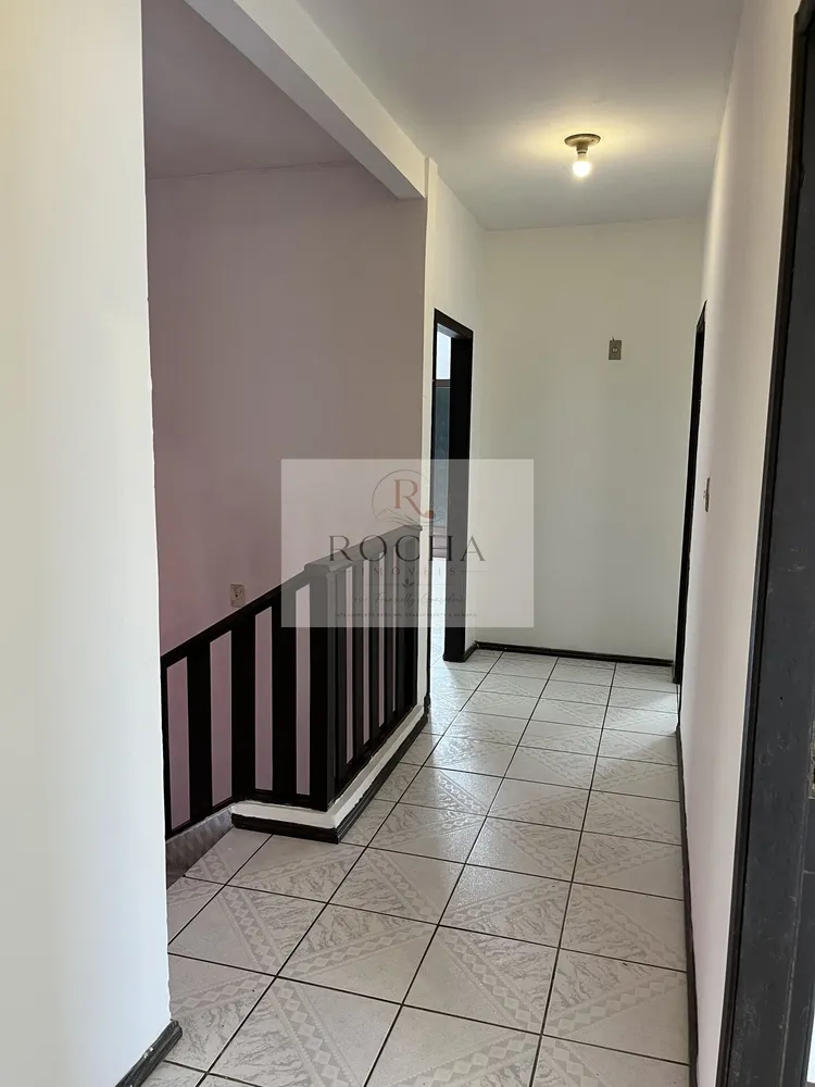 Casa, 4 quartos, 260 m² - Foto 8