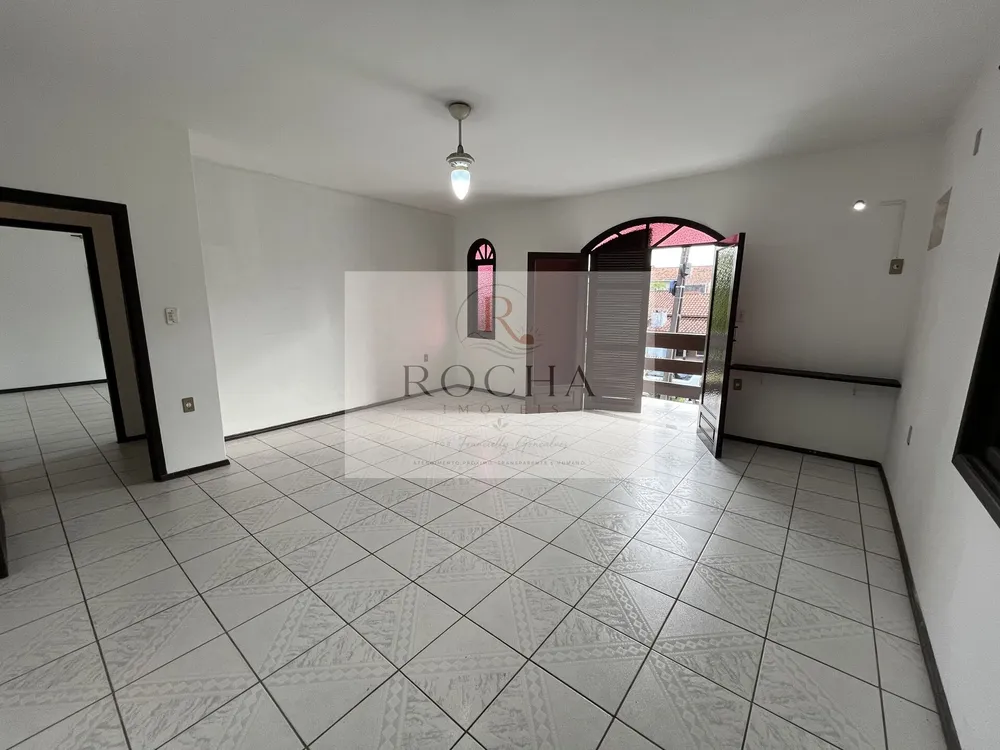 Casa, 4 quartos, 260 m² - Foto 10