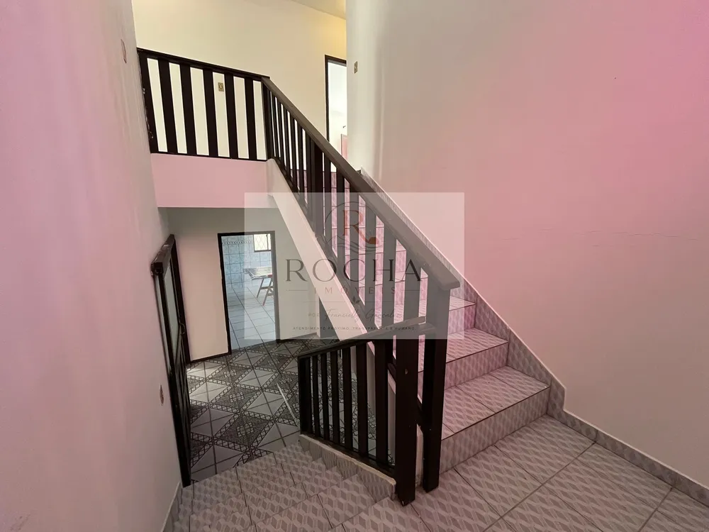 Casa, 4 quartos, 260 m² - Foto 4