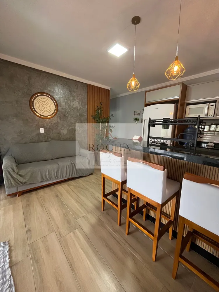 Casa, 3 quartos, 252 m² - Foto 1