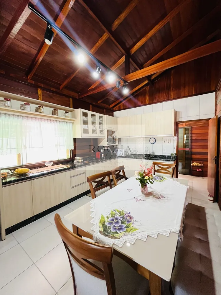 Casa, 3 quartos, 163 m² - Foto 2
