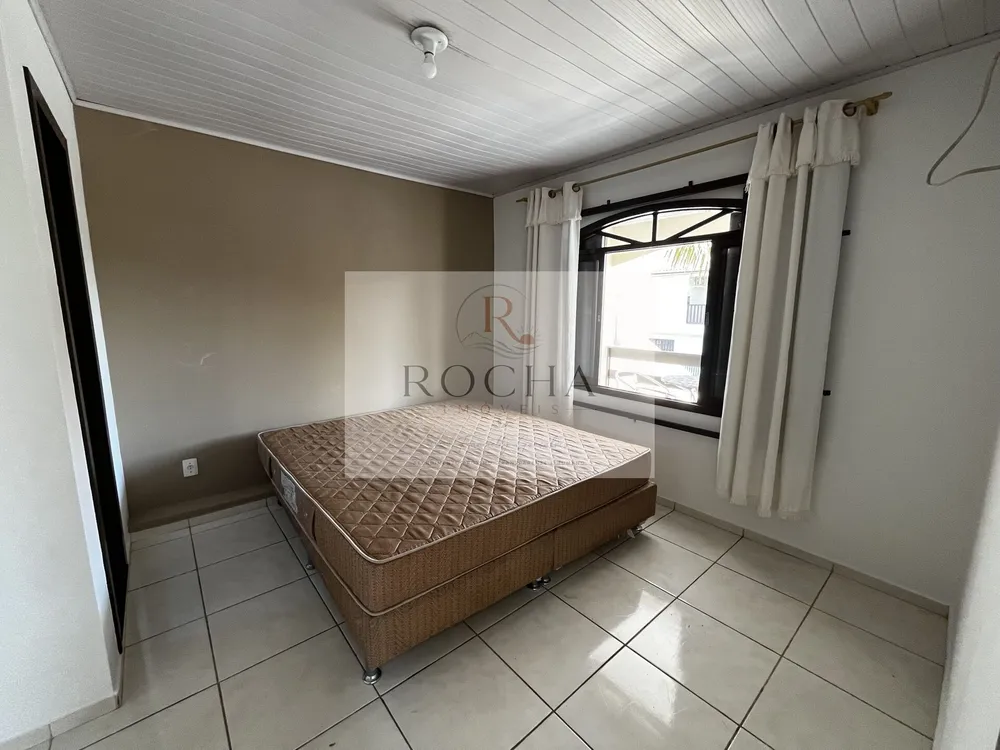 Casa, 6 quartos, 230 m² - Foto 3