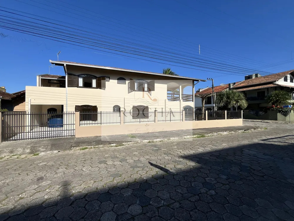 Casa, 6 quartos, 230 m² - Foto 7