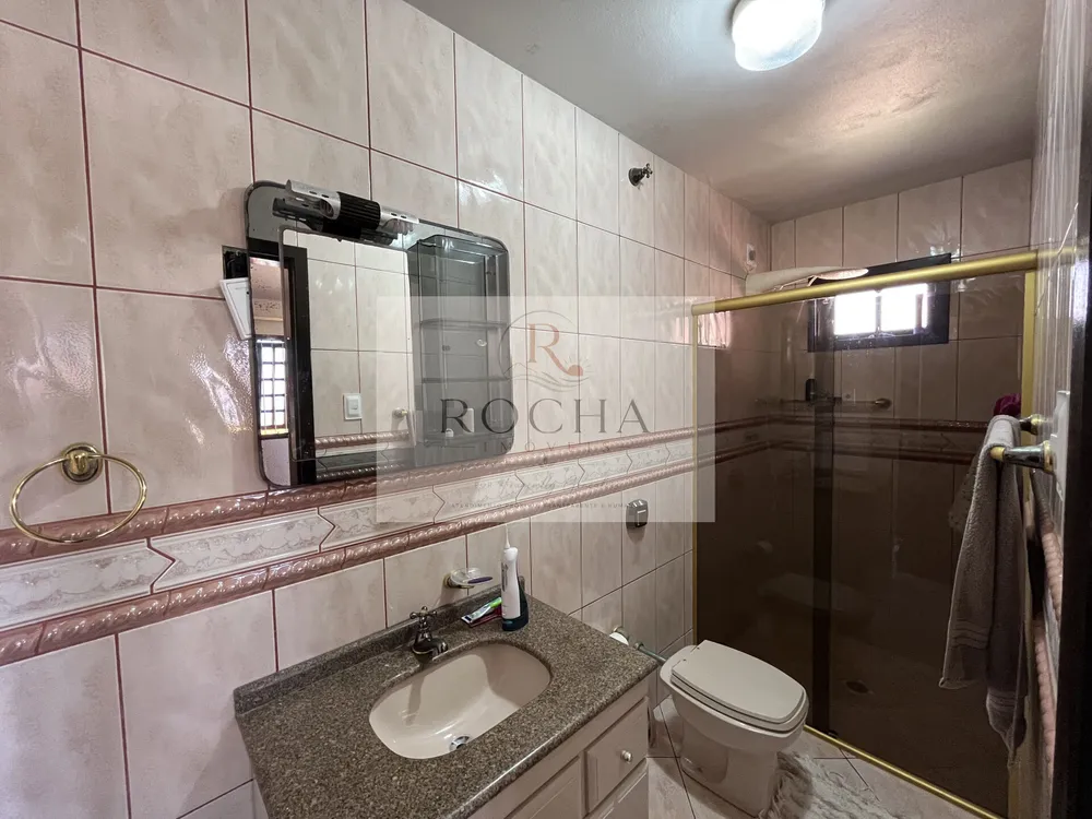 Casa, 4 quartos, 230 m² - Foto 8