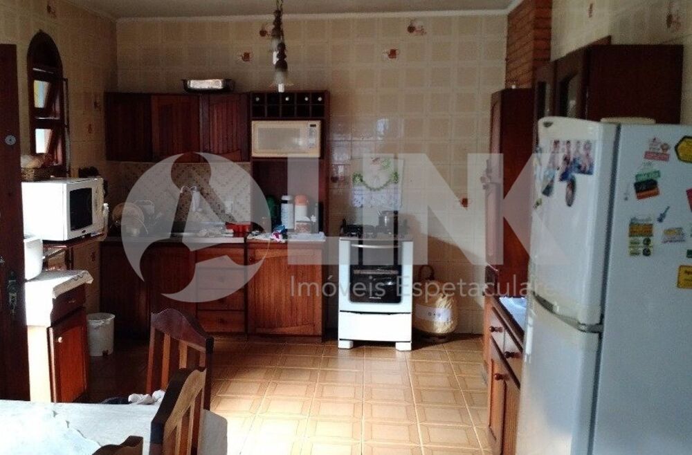 Casa, 3 quartos, 200 m² - Foto 4