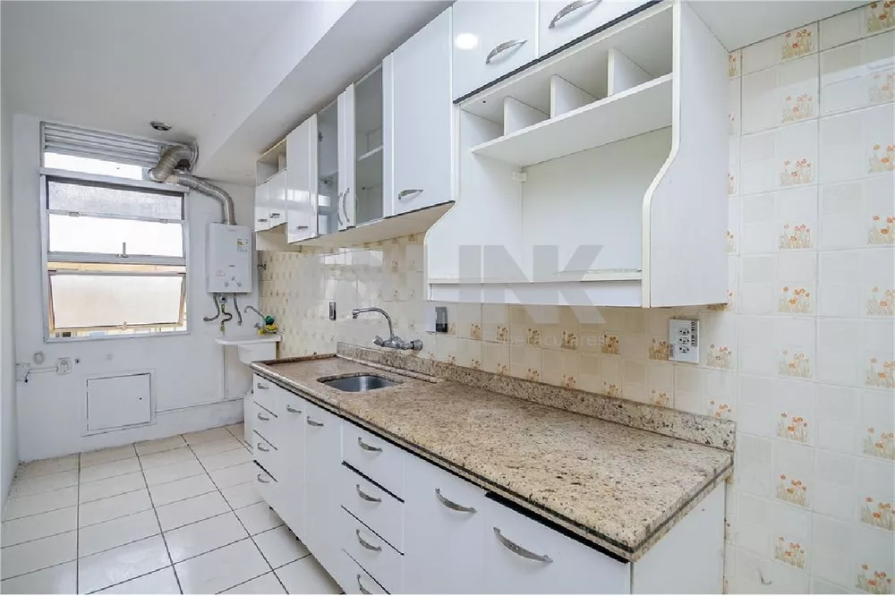 Apartamento à venda com 2 quartos, 63m² - Foto 4