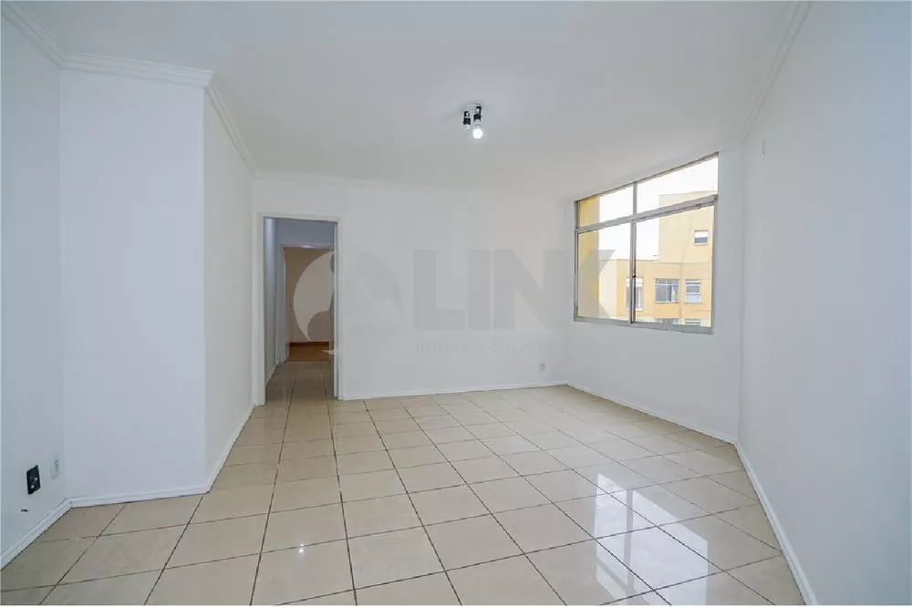 Apartamento à venda com 2 quartos, 63m² - Foto 2