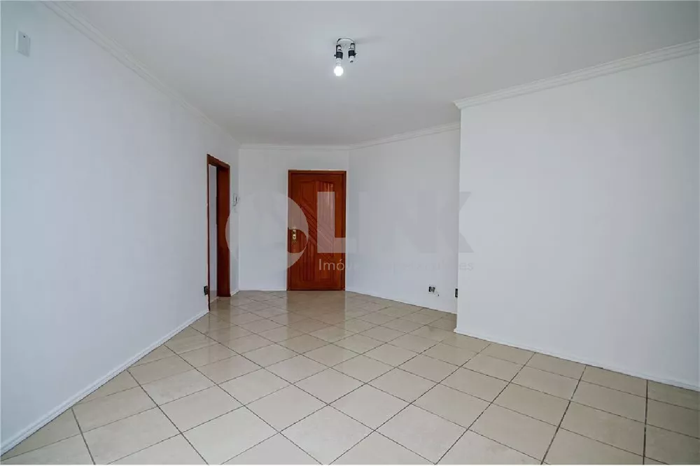 Apartamento à venda com 2 quartos, 63m² - Foto 3