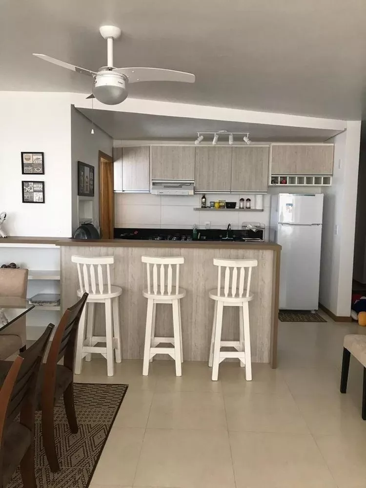 Apartamento à venda com 2 quartos, 81m² - Foto 3