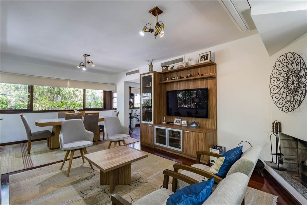 Apartamento, 3 quartos, 258 m² - Foto 2