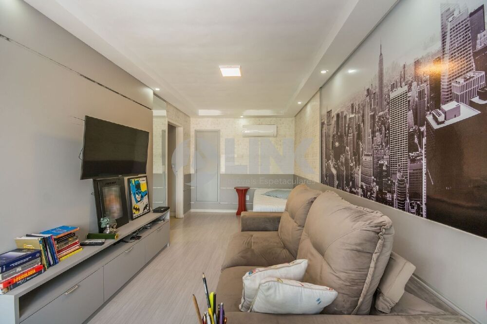Casa, 4 quartos, 240 m² - Foto 1
