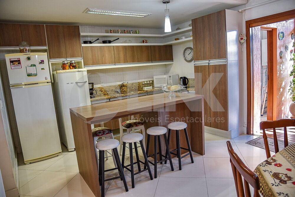 Casa, 3 quartos, 247 m² - Foto 10