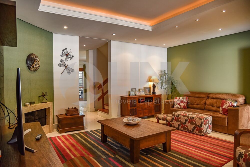 Casa, 3 quartos, 247 m² - Foto 3
