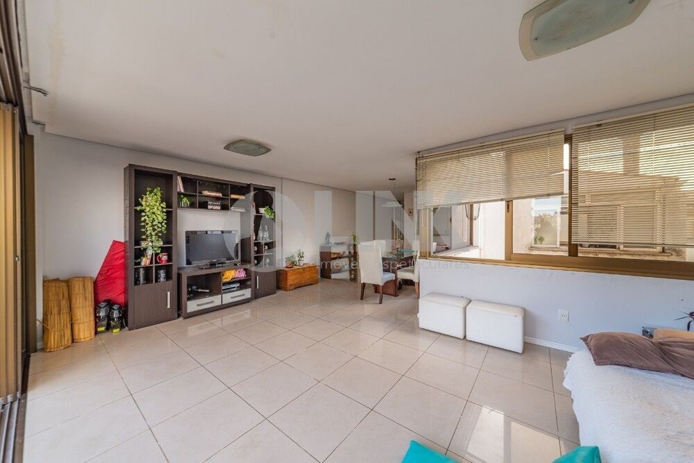 Cobertura à venda com 2 quartos, 150m² - Foto 4