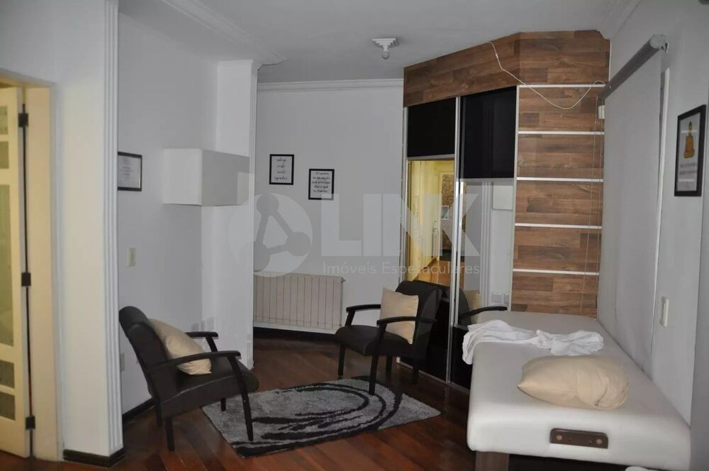 Casa à venda com 4 quartos, 526m² - Foto 3