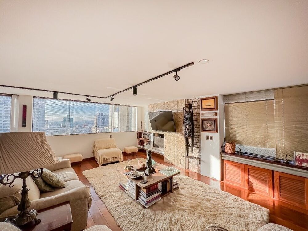 Cobertura, 3 quartos, 323 m² - Foto 1