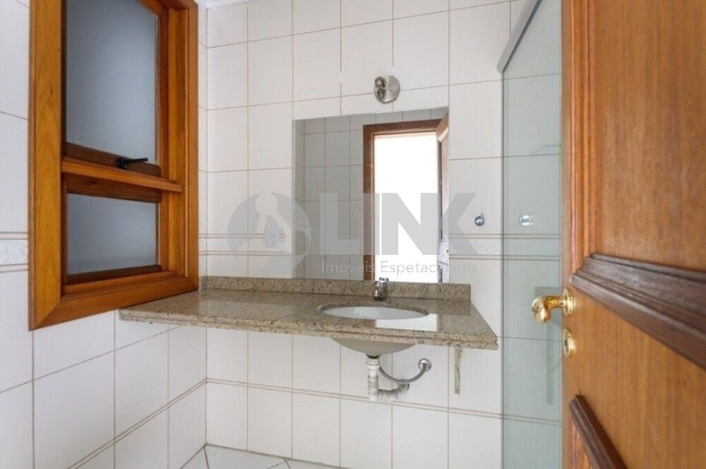 Apartamento à venda com 3 quartos, 95m² - Foto 2