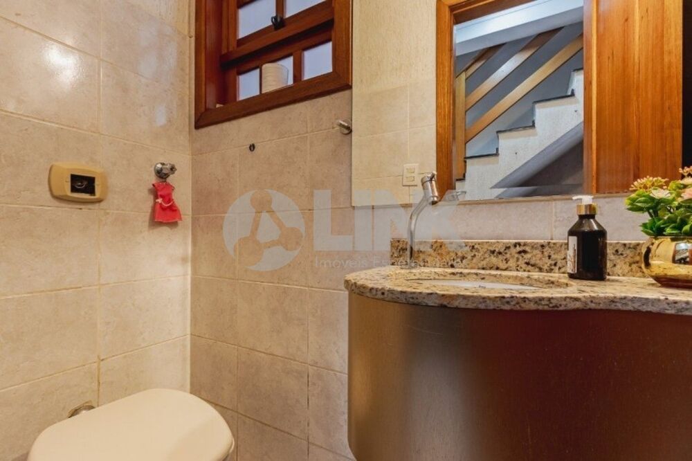 Casa à venda com 3 quartos, 231m² - Foto 8
