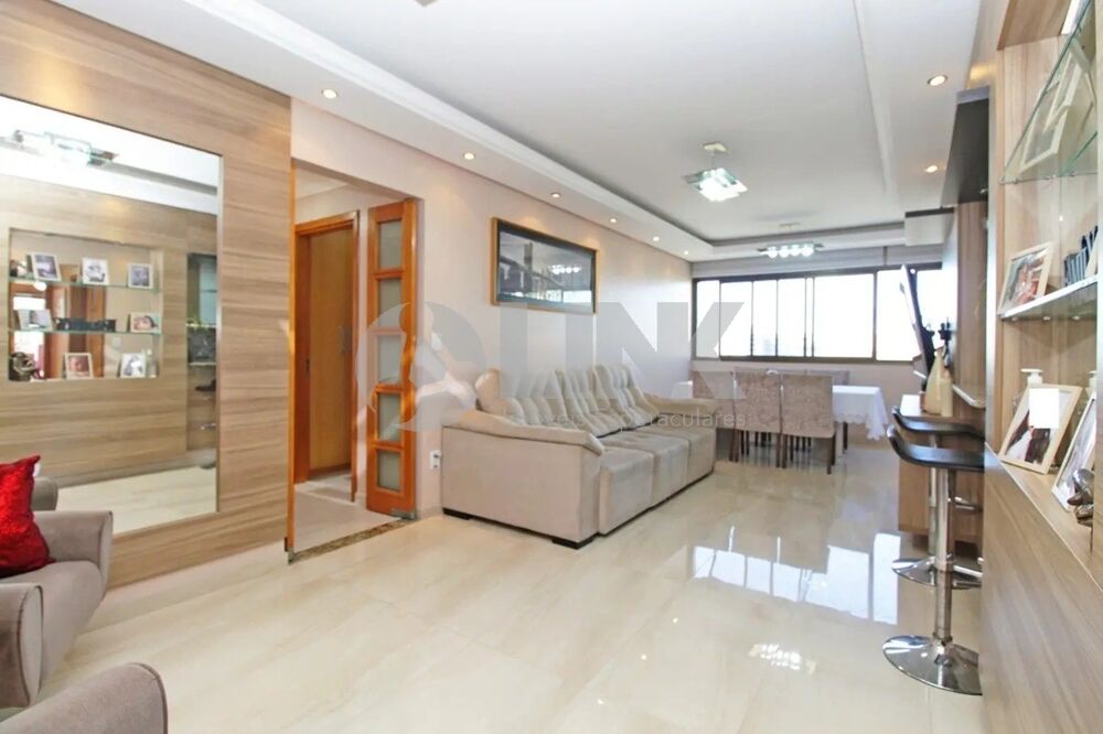 Apartamento à venda com 3 quartos, 94m² - Foto 1