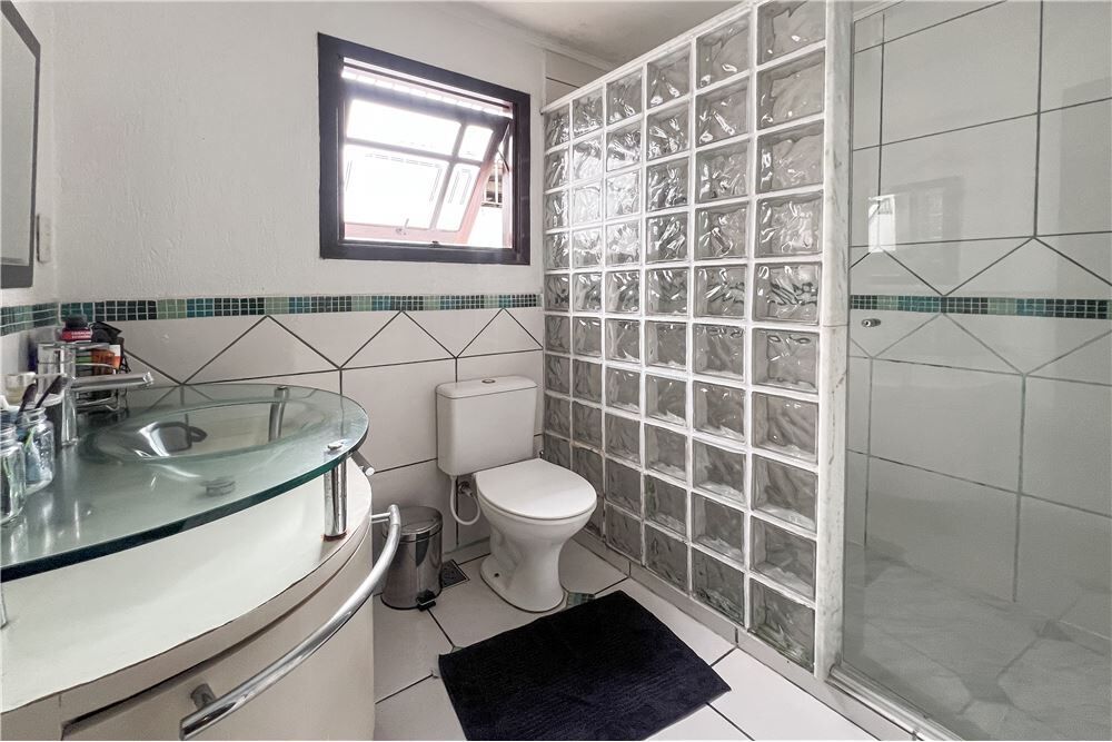 Casa à venda com 3 quartos - Foto 4