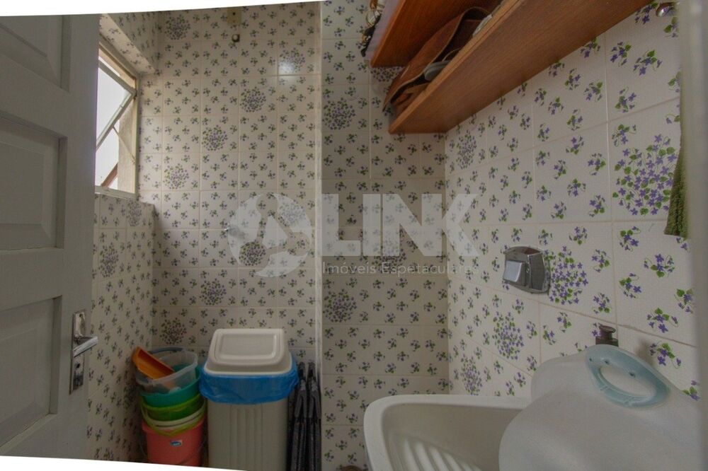 Apartamento à venda com 2 quartos, 66m² - Foto 12