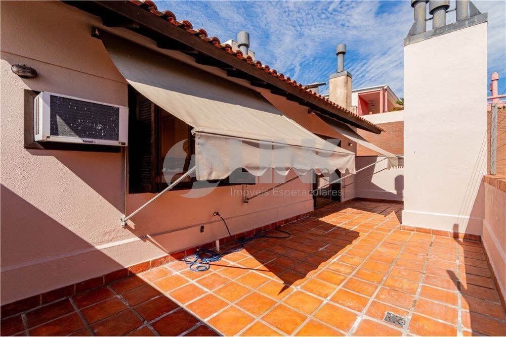 Cobertura, 3 quartos, 166 m² - Foto 1