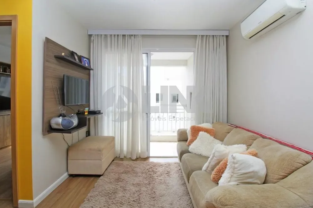 Apartamento à venda com 2 quartos, 62m² - Foto 3