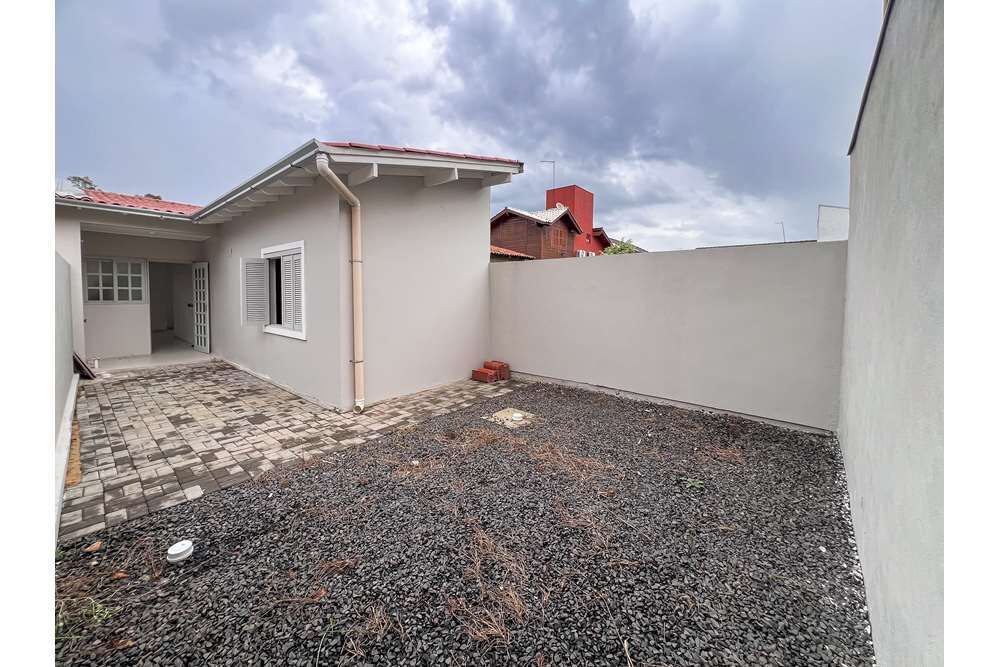 Casa à venda com 2 quartos - Foto 1