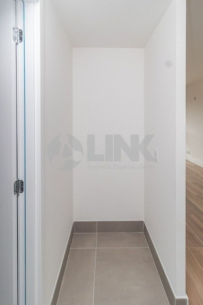 Apartamento à venda com 1 quarto, 53m² - Foto 2