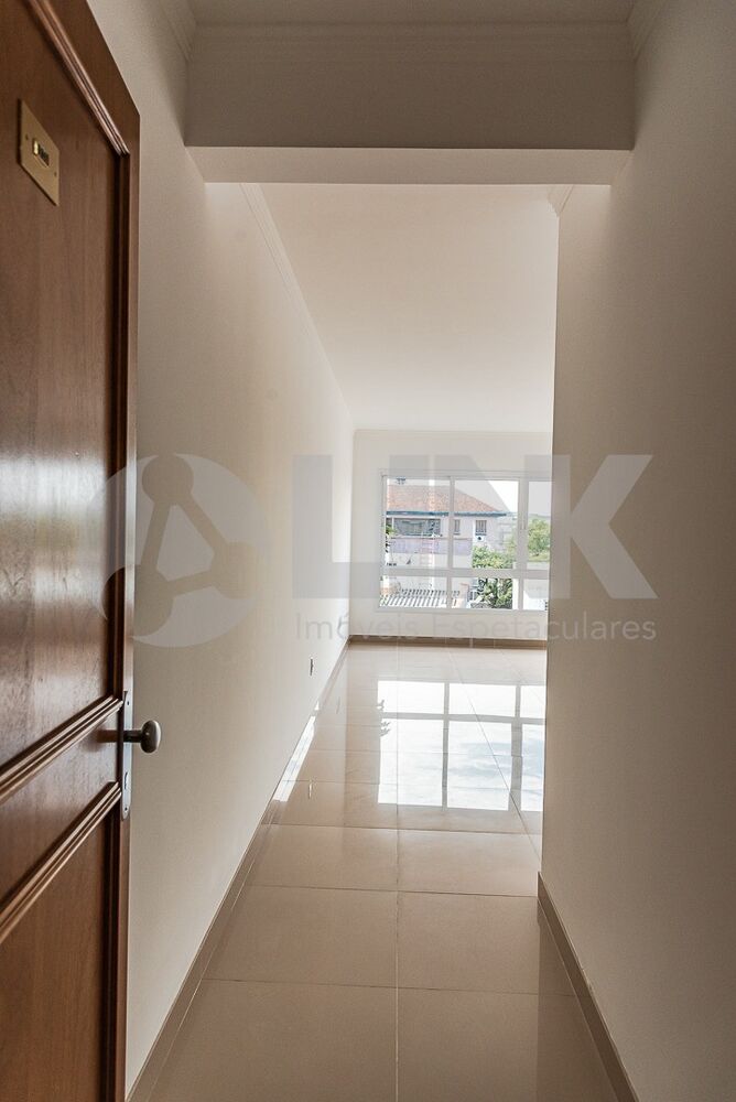 Apartamento à venda com 2 quartos, 78m² - Foto 3