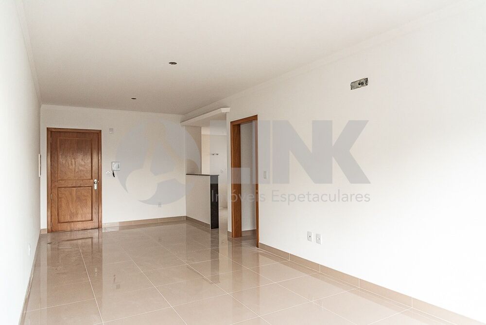 Apartamento à venda com 2 quartos, 78m² - Foto 2