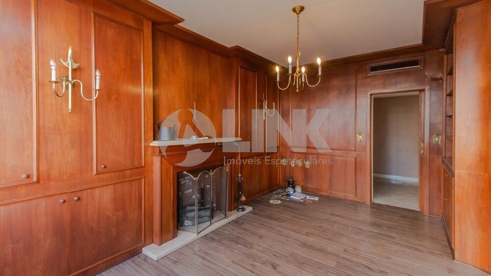 Apartamento à venda com 3 quartos, 381m² - Foto 2
